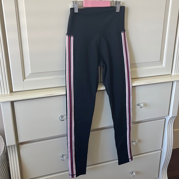 TNA Striped Leggings - Picture 1 of 4